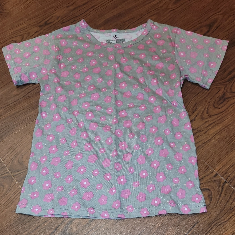 Gray shirt with pink flower design kids size xl